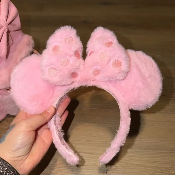 Loungefly Pink Furry Backpack with Bow and Ears - Picture 3 of 4